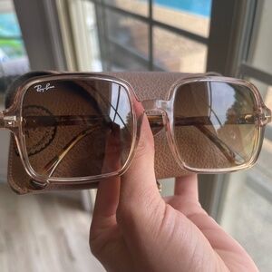 Ray-Ban Square II light brown women’s sunglasses